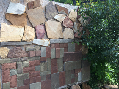 Брусчатка из камня, красная