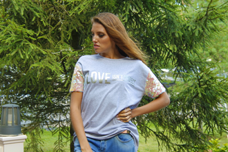 Футболка с кружевом