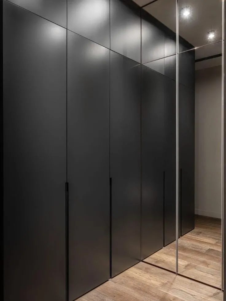 Шкаф прямой, 2500 мм. Материал фасадов ЛДСП Эггер. Срок изготовления от 20 рабочих дней. Цена на момент заказа 89000 руб.