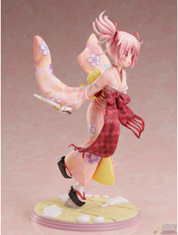 Фигурка 1/7 Мадока Канамэ (Madoka Kaname Haregi Ver.)