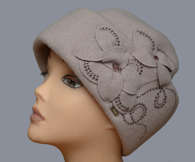 Willi Tauran польская женская шапка зима 2020