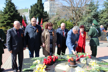 Сквер Славы 11.04.2022