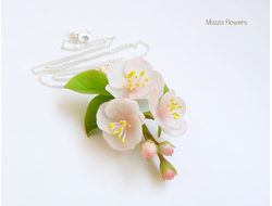 Кулон "Цветы яблони". Нежно-розовый.