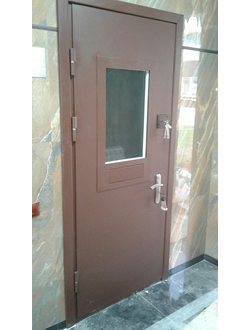 Кассовая дверь с выдвижным лотком в оружейную комнату, кассовые двери в самаре от производителя