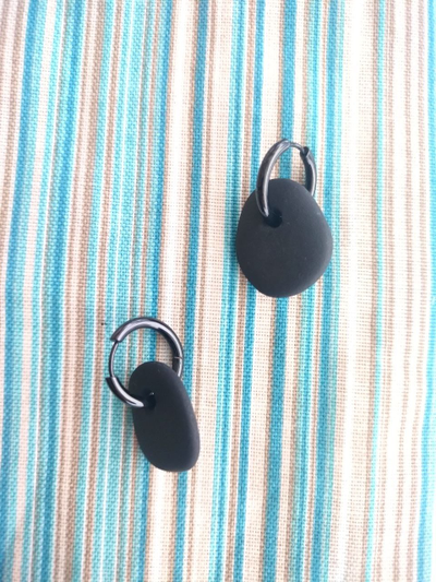 Серьги "Щельга"  (из шунгитовой гальки)