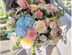 Корзина цветочная "Чистая лазурь"