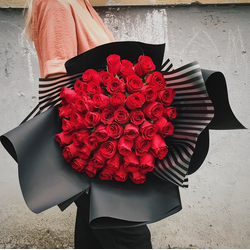 Доставка цветов в Волгограде - FLOWER34.RU - Букет из 51 розы "Black rose"