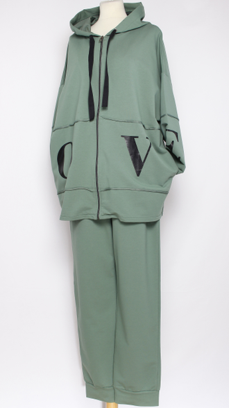 КОСТЮМ ЖАКЕТ НА МОЛНИИ И БРЮКИ "LOVE" морская волна р.50,54