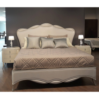 Кровать с решеткой, отделка серебряное напыление, ткань Lodi-01