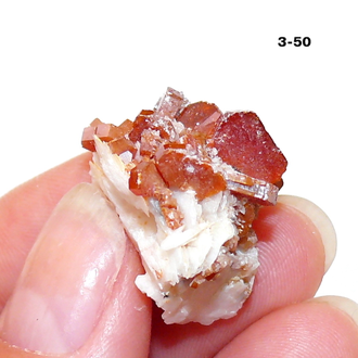 Ванадинит натуральный (щетка) №3-50: 24*21*20мм