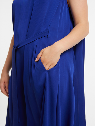 Нарядное платье с поясом