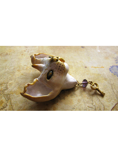 Брошь в виде кота-единорога &quot;Белый КотоРог&quot; из лёгкой термоглины