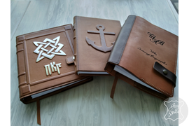 ежедневники из натуральной кожи, идеальный подарок для руководителя