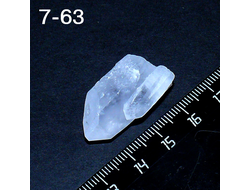 Горный хрусталь натуральный (необработанный) №7-63: 6,9г - 29*17*14мм