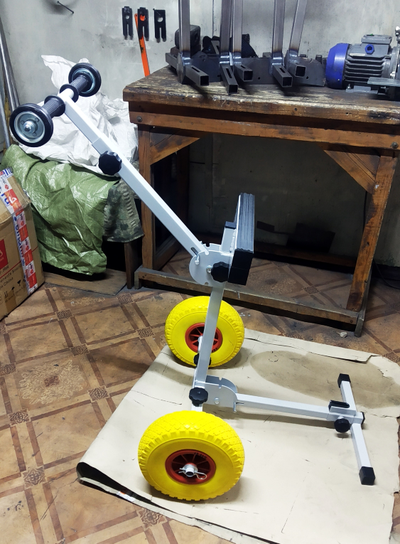 ТЕЛЕЖКА ДЛЯ ЛОДОЧНОГО МОТОРА "МИЧМАН - 2.1" (полиуретановые колеса)