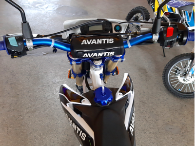 AVANTIS A2 250 LUX