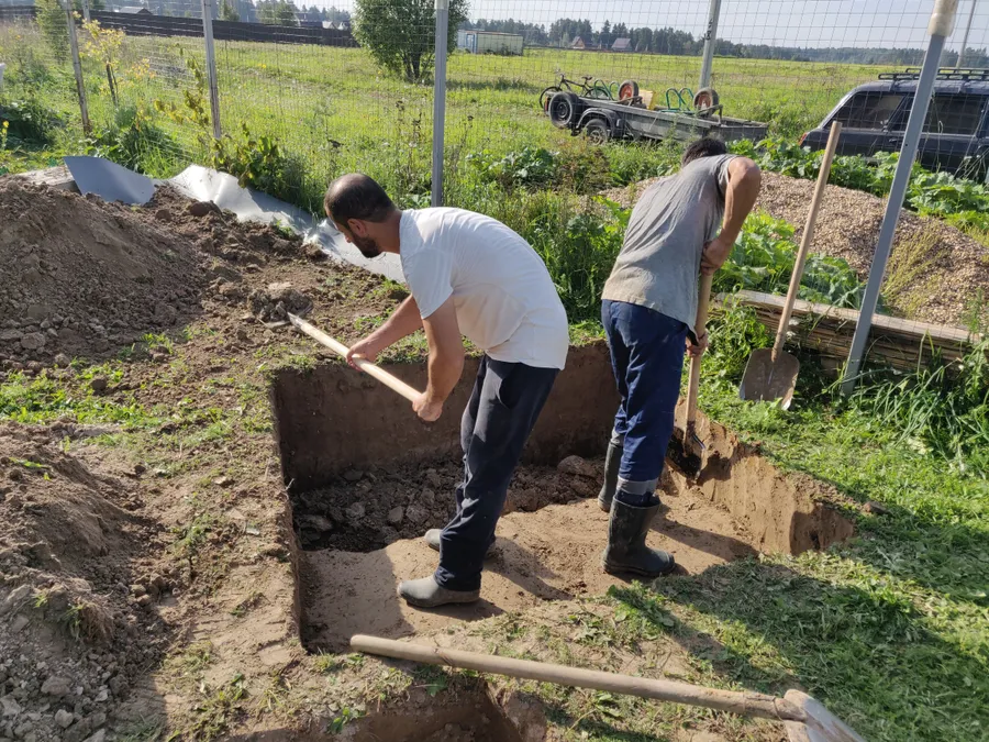 Разработка (рытье) котлована