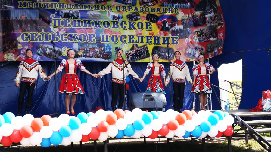 Танцевальный коллектив День Поселения Пеники