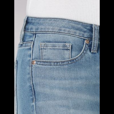 Джинсы Lee® Women's Legendary Regular Straight Jean