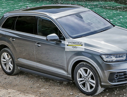 Пороги на AUDI Q7 (2015-… ) Black-Premium