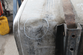 Ремонт Алюминиевого  топливного бака грузового автомобиля Scania (Скания), Установка заплаты.
