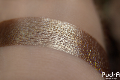 Tammy Tanuka Рассыпчатые тени для век "Идущая своим путем" 1 мл