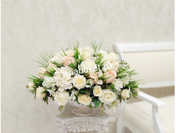 Композиция из искусственных цветов Кения № М033