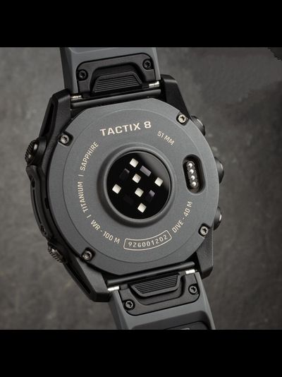 Часы Garmin Tactix 8 - 51mm, Amoled Cerakote Grey