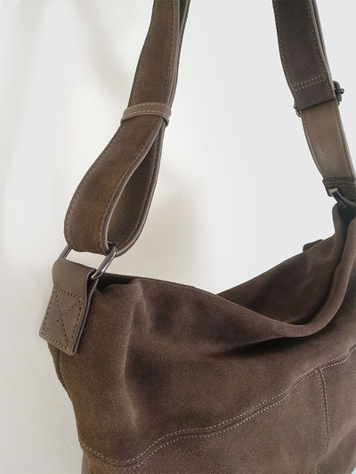 (АРТИКУЛ: 10043/1/8) СУМКА МЕШОК ЖЕНСКАЯ, БОЛЬШАЯ, НАТУРАЛЬНЫЕ КОЖА/ЗАМША, ТЕМНО-БЕЖЕВАЯ, ШИРОКИЙ РЕМЕНЬ ЧЕРЕЗ ПЛЕЧО