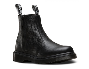 2976 mono store chelsea boots