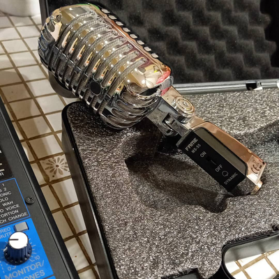 Ретро-микрофон в аренду