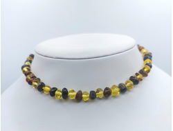 Детские бусы из обработанного янтаря через узелок арт.24