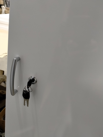 Шкаф для хозинвентаря