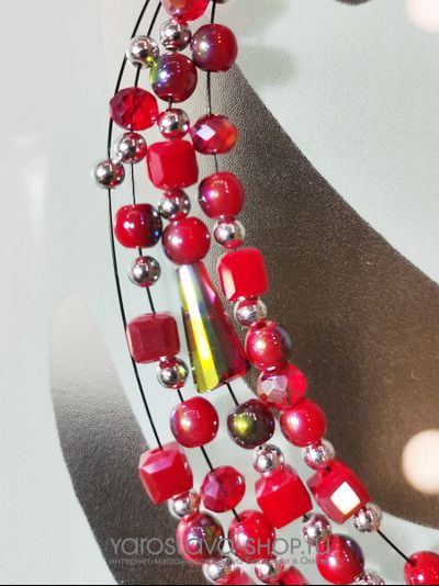 Комплект: колье 4-нити из красного хрусталя, серьги