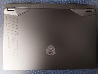 MSI GE77 HX RAIDER 12UHS-085RU ( 17.3 QHD IPS 240Hz i9-12900HX RTX3080TI (16Gb) 32Gb 2TB SSD )