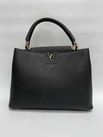 Женская сумка Louis Vuitton Capucines MM чёрная