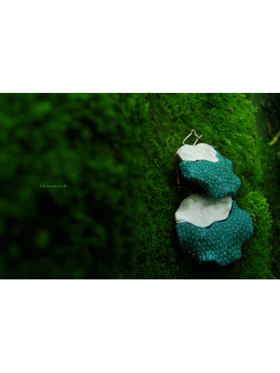 Круглые большие серьги с каплями "Сказки братьев Гримм"