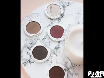 ESTRADE Тени для век с перламутром CARNAVAL DE COULEUR тон 204 Кёльн