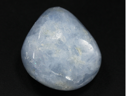 Кальцит голубой, галтовка, Мадагаскар (22*20*14 мм, 10,7 г) №28465