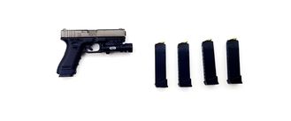 Пистолет Glock 17 1/6 (78071) - DAMTOYS