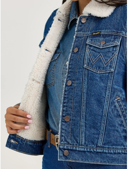Жилет Wrangler® Sherpa Lined Denim Vest