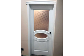 Карниз и наличники в цвет дверного полотна