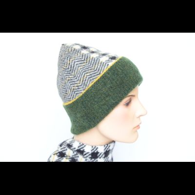 Вязаная шапка в клетку с зеленым отворотом Vizio Италия 8076 CRYO