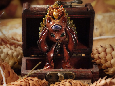 Коллекционная брошь "Кошачья фотокамера" в стиле стимпанк и Алисы в Стране Чудес