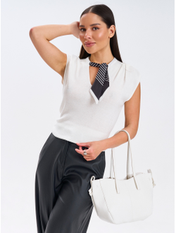 Джемпер с коротким рукавом и v-образным вырезом