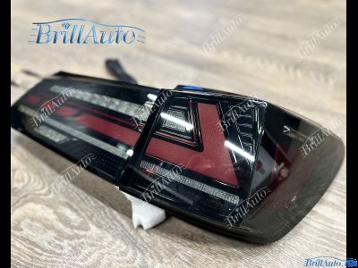 Стопы Lexus IS 05-12 черные с анимацией