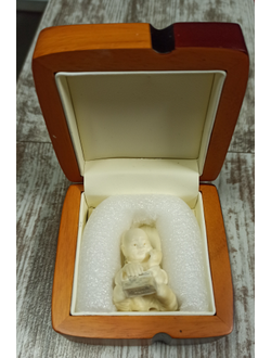 Нэцкэ "Юный монах"