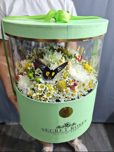 Букет с бабочкой " Летний луг" №101