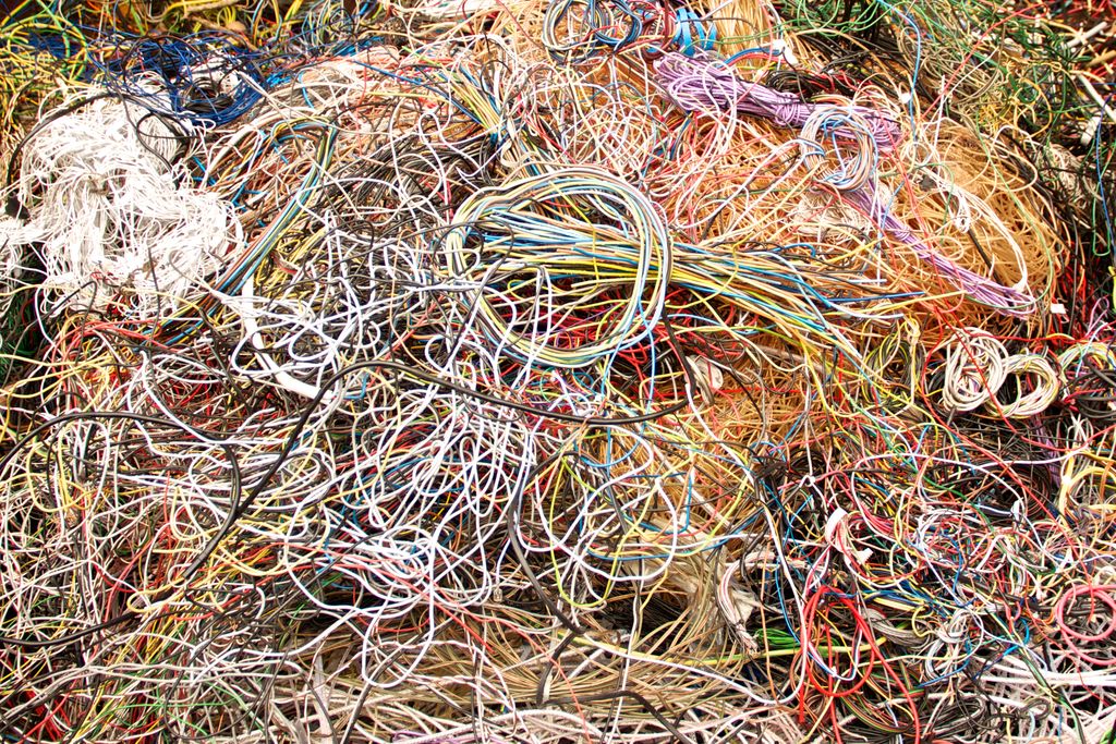 прием кабеля в изоляции. лом меди (а-1-2, а-1-2а) мик. лом меди в силовом кабеле (более 50 мм2). куда можно сдать провода. лом меди оптоволокно.