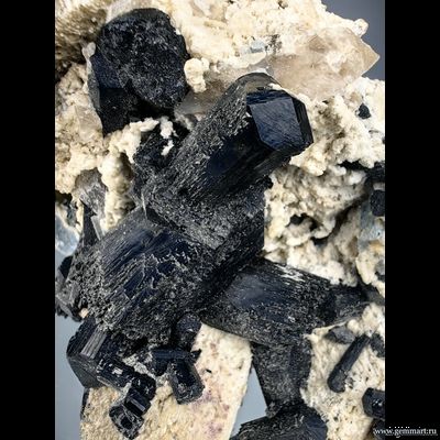 Друза кристаллов аквамарина (разн. берилл), шерла (разн. турмалина), на полевом шпате с кварцем. 160*100*70мм (ААА)